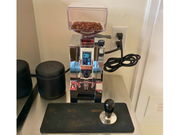 Eureka Mignon Specialita Espresso Grinder Design And Build Quality