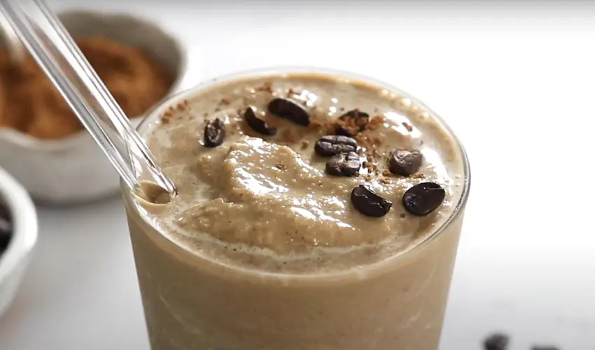 How to Make a Coffee Protein Smoothie for Energy & Gains 2